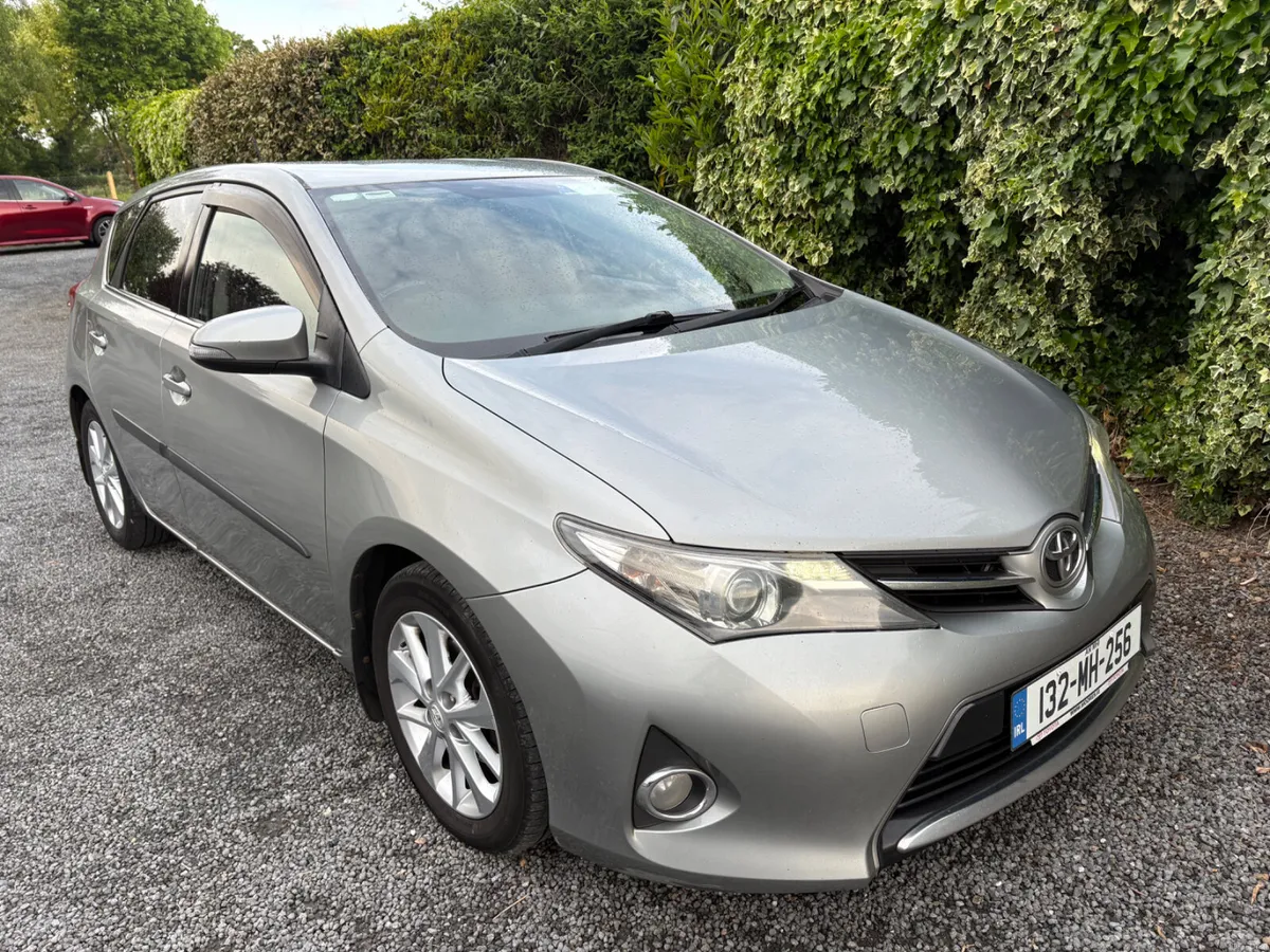 Toyota Auris 2013 1.4 D4D Auto - Image 2