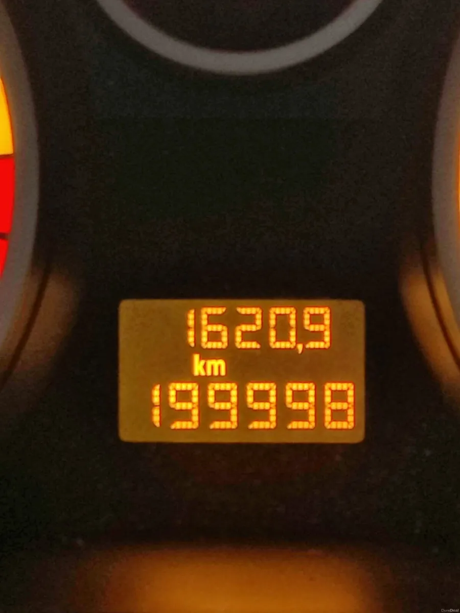 131 Opel Corsa 1.2 Petrol – 199,998km ENGINE LIGHT - Image 2