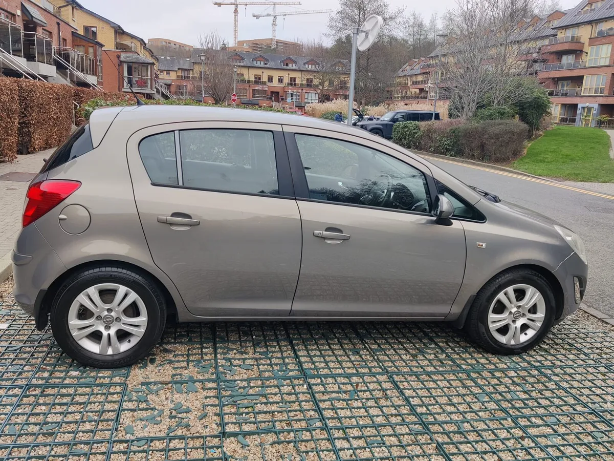 131 Opel Corsa 1.2 Petrol – 199,998km ENGINE LIGHT - Image 3
