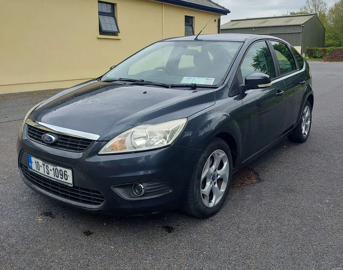 Ford Focus 2010 - Image 3