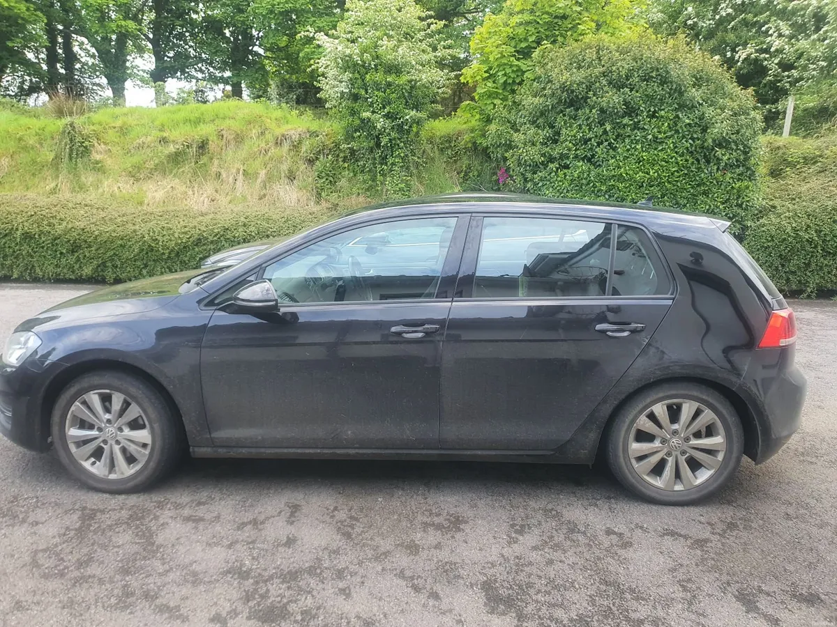 Volkswagen Golf 2013 - Image 1