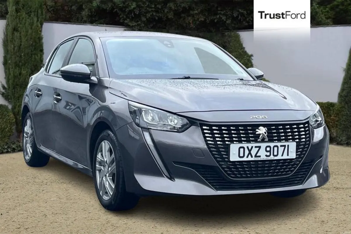 Peugeot 208 Active - Image 1