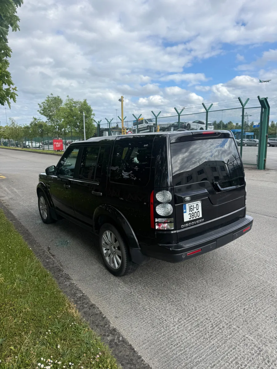 Land Rover Discovery 2016 - Image 2