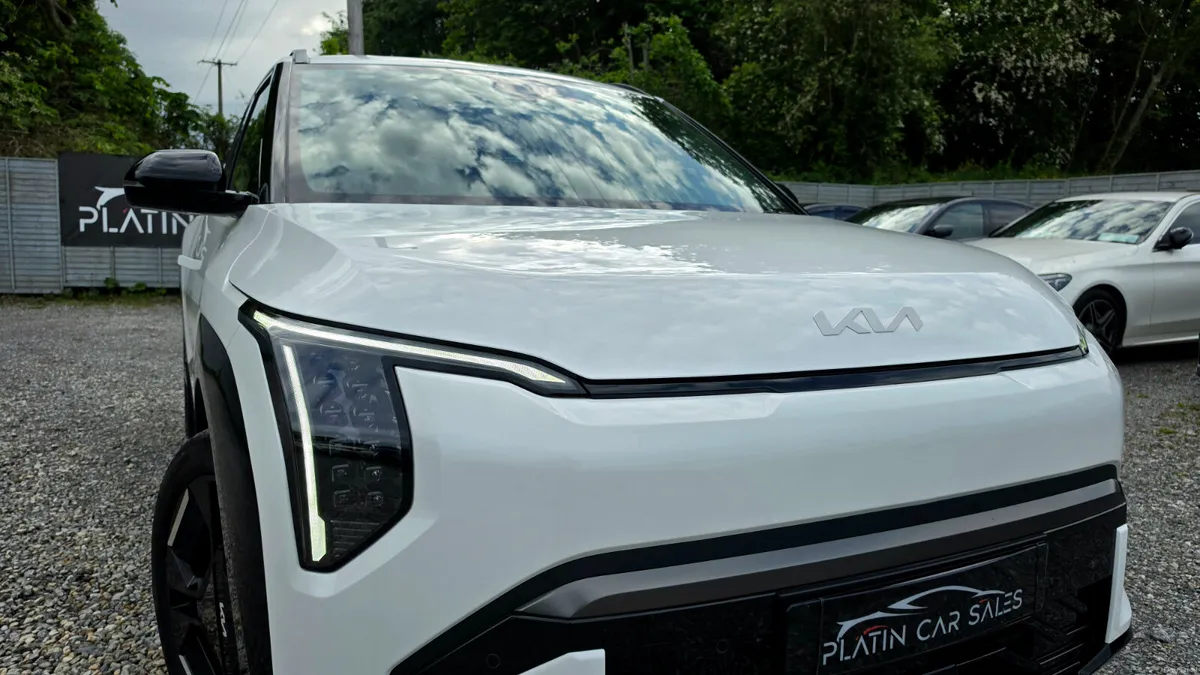 🔥2025 Kia EV3 GT-Line - Long Range 81.4kWh - Image 3