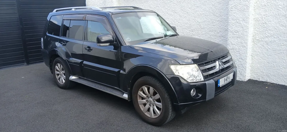 Mitsubishi Pajero 2011 - Image 1