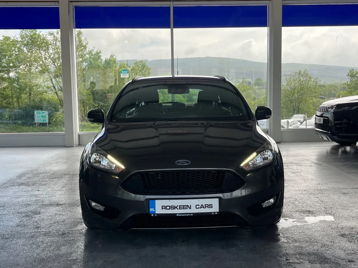 Ford Focus ST-LINE TDCI - Image 2