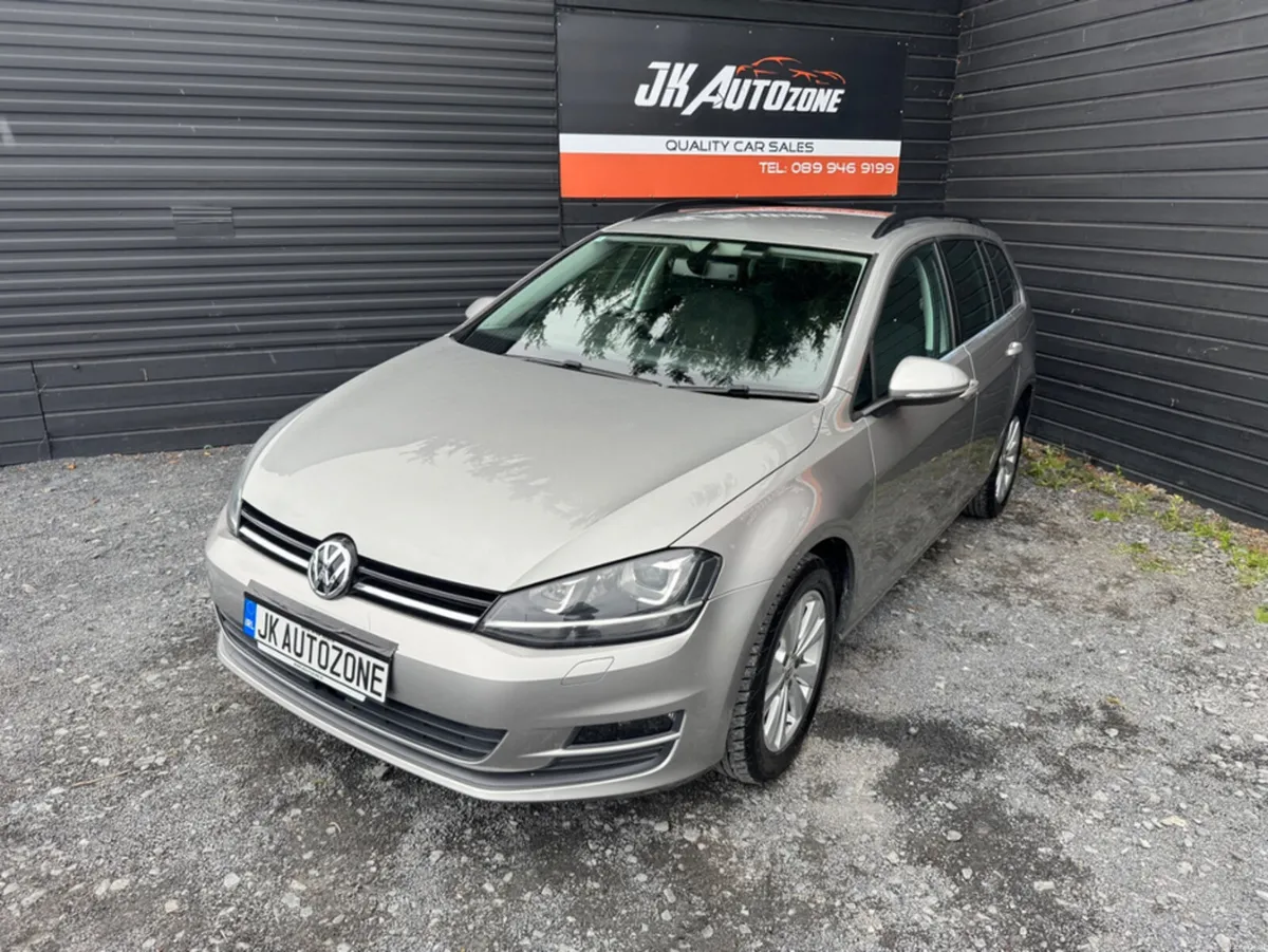 Volkswagen Golf 1.2 TSI BLUEMOTION AUTO - Image 3