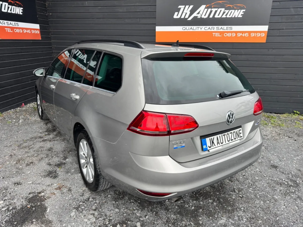 Volkswagen Golf 1.2 TSI BLUEMOTION AUTO - Image 6