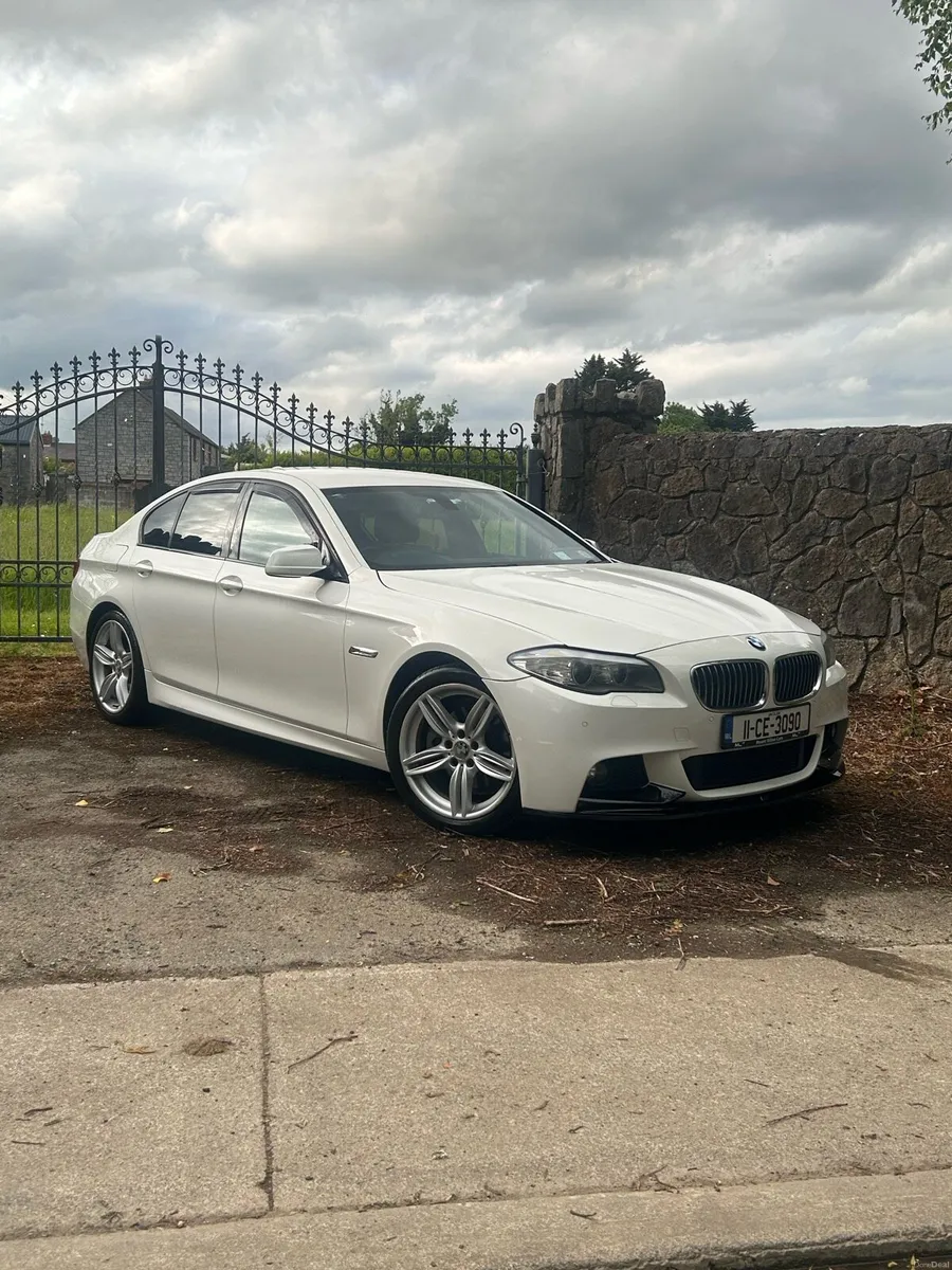 BMW 520d M Sport Plus Alpine White - Image 1