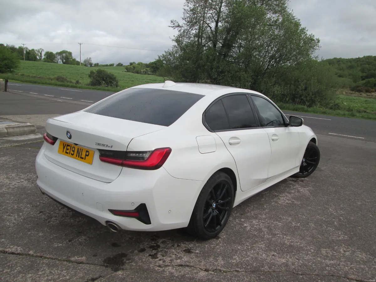 2019  BMW  320 D  SPORT  STEP  AUTOMATIC  4DR - Image 4