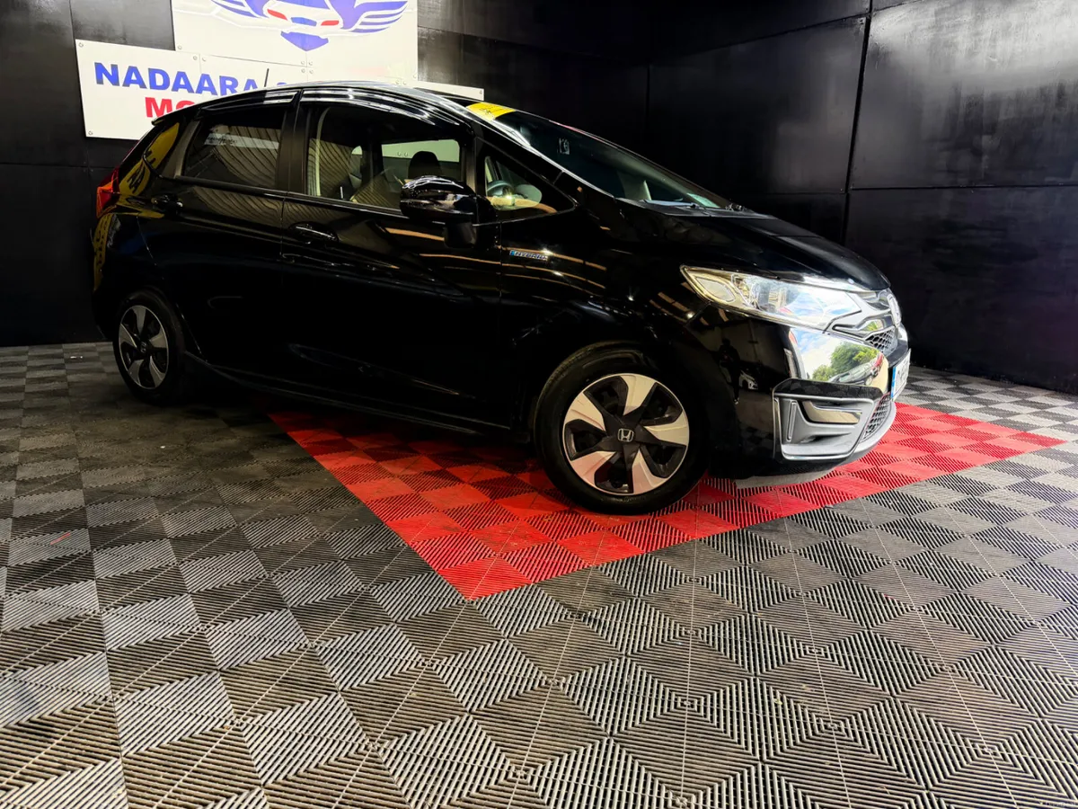 Honda Fit 2017 Automatic - Image 3