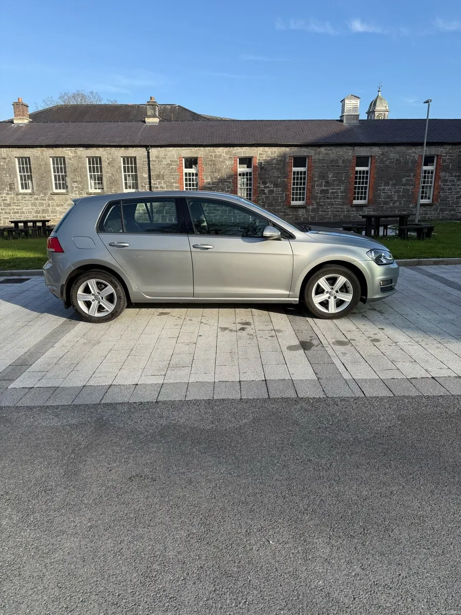 Volkswagen Golf 2015 - Image 2
