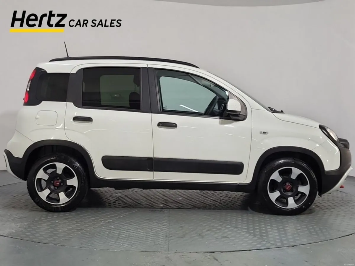 Fiat Panda CROSS MHEV  1.0 Petrol Manual - Image 4