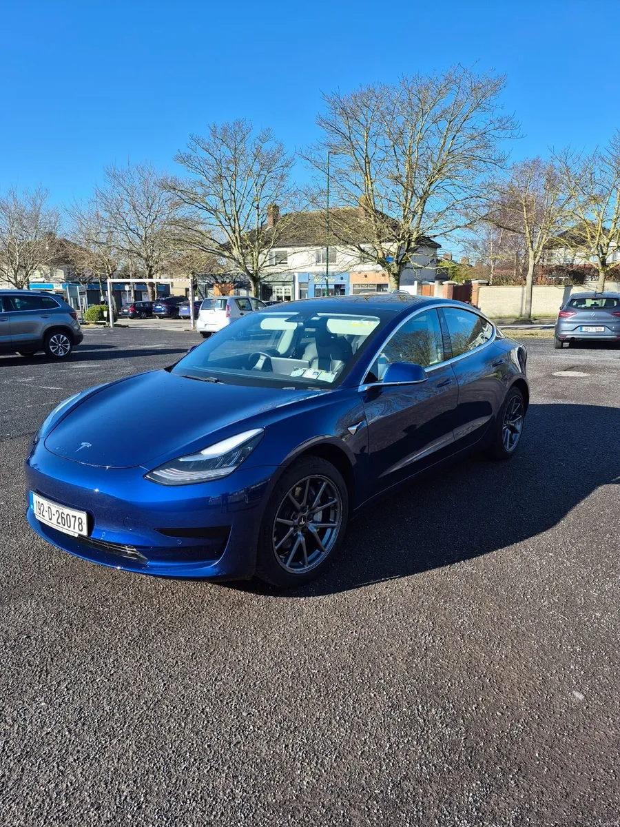 Tesla Model 3 2019 - Image 1