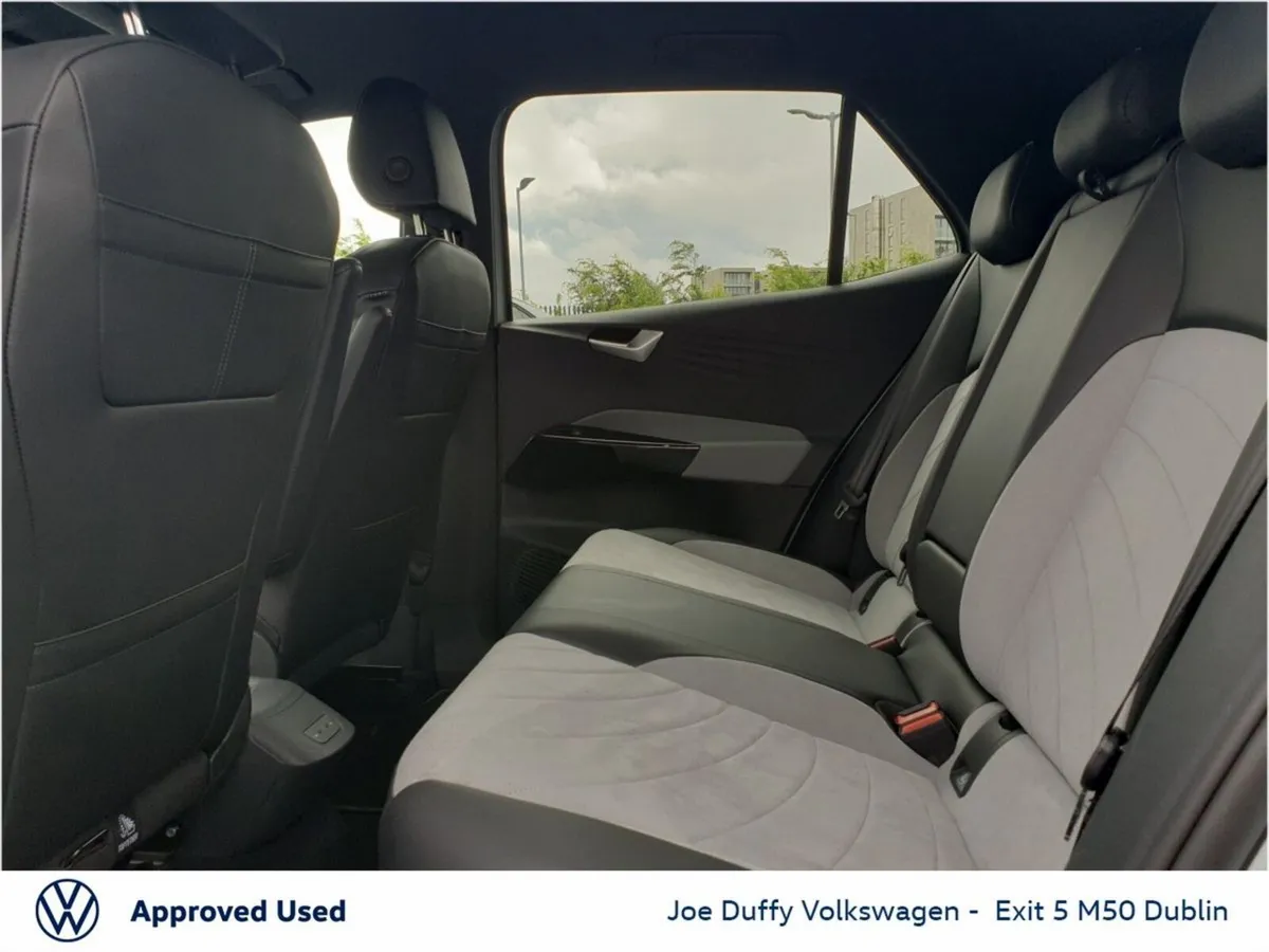 Volkswagen ID.3 LIFE DX 58KWH204HP PRO AUTO - Image 6