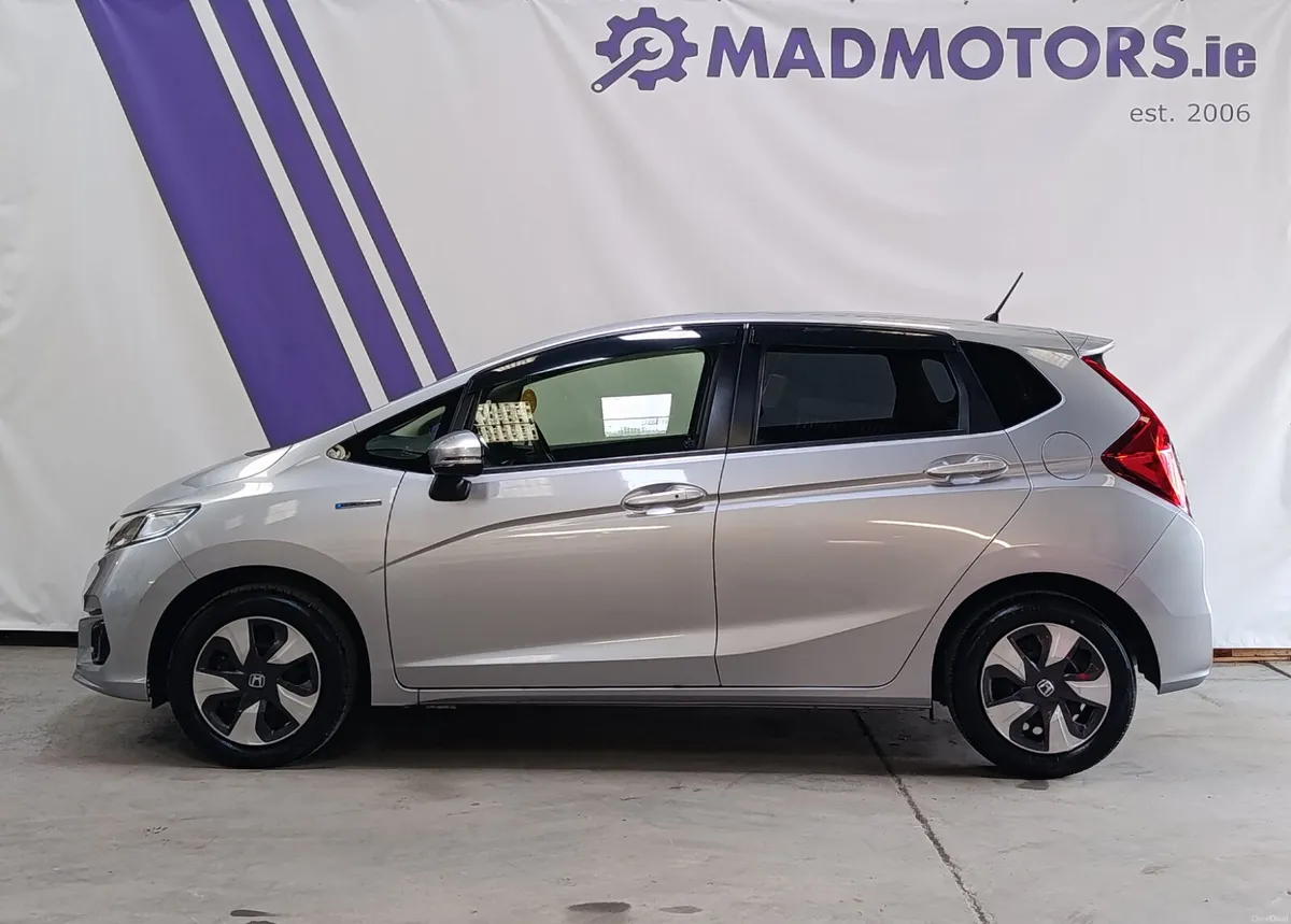 (2yr Warranty) 201D Honda Fit 1.5 Petrol Hybrid - Image 4