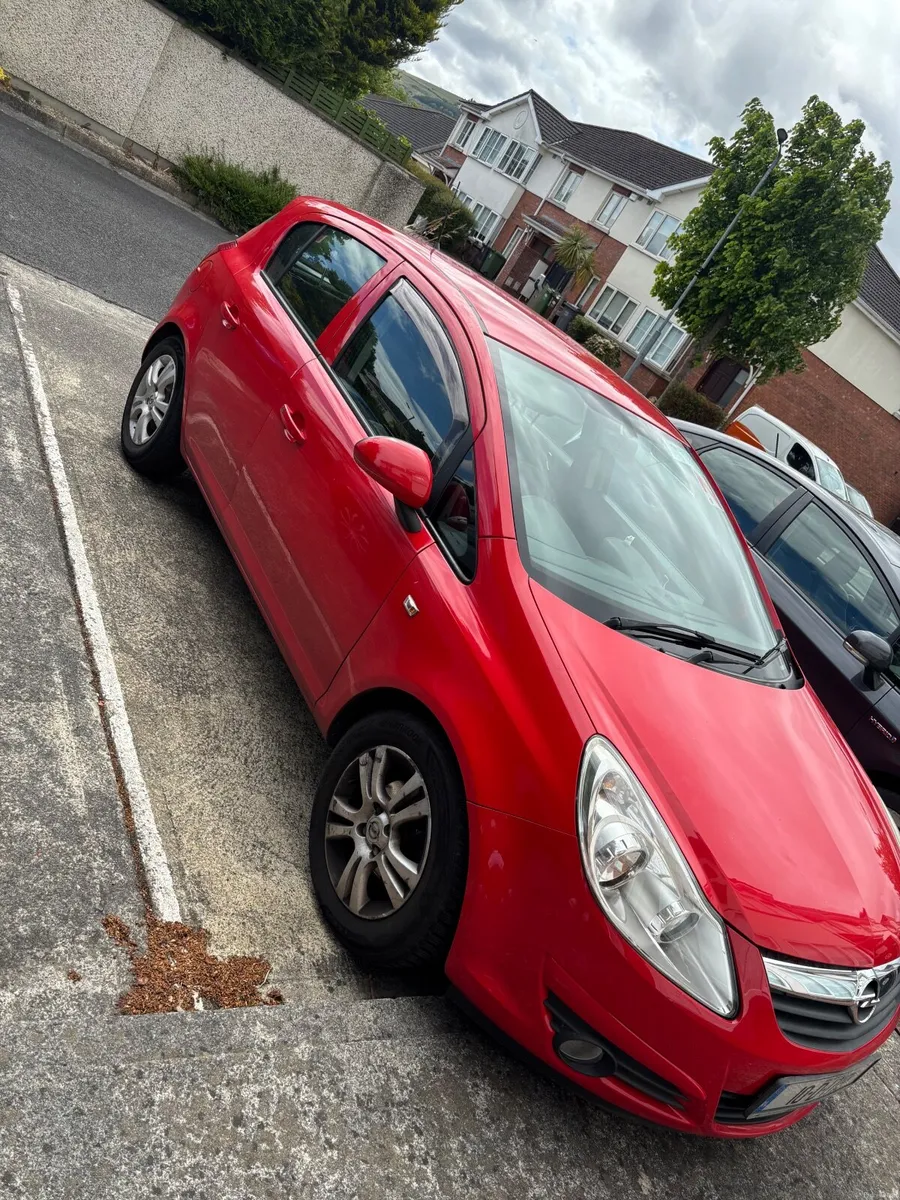 Opel Corsa 2010 - Image 4