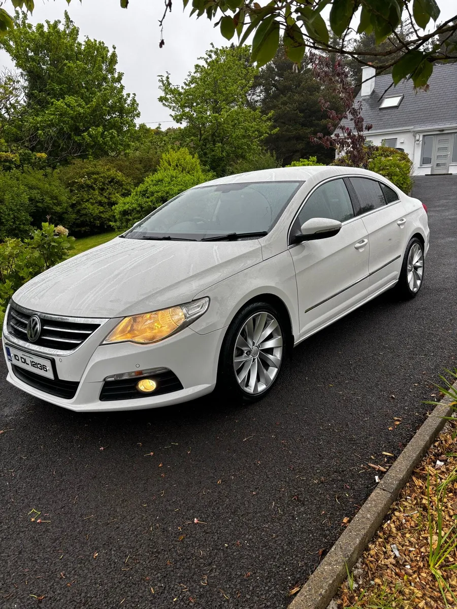 Volkswagen Passat CC - Image 1