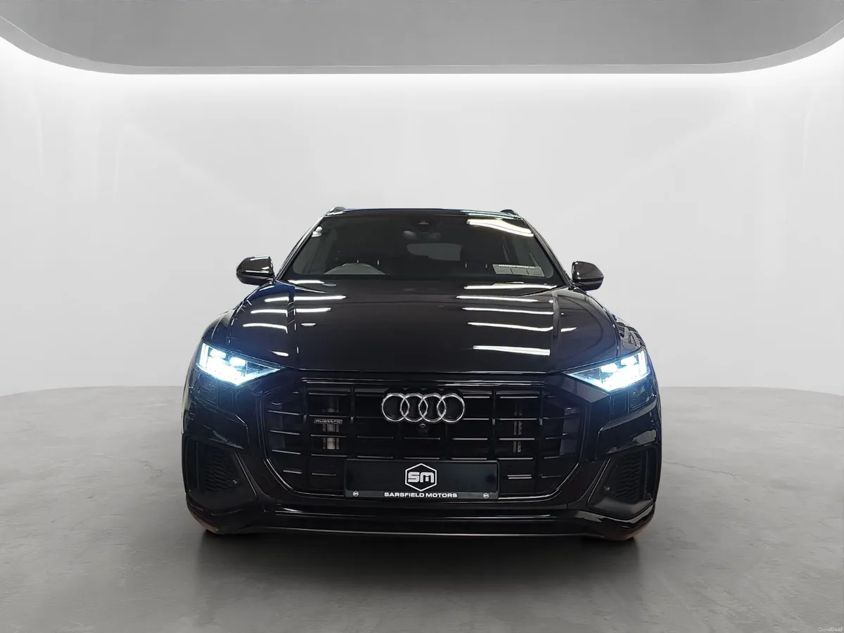 2024 AUDI Q8 3.0 TFSI E QUATTRO BLACK EDITION. - Image 2