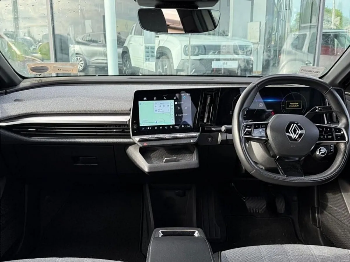 Renault Megane E-Tech EV60 220hp Techno - Image 3