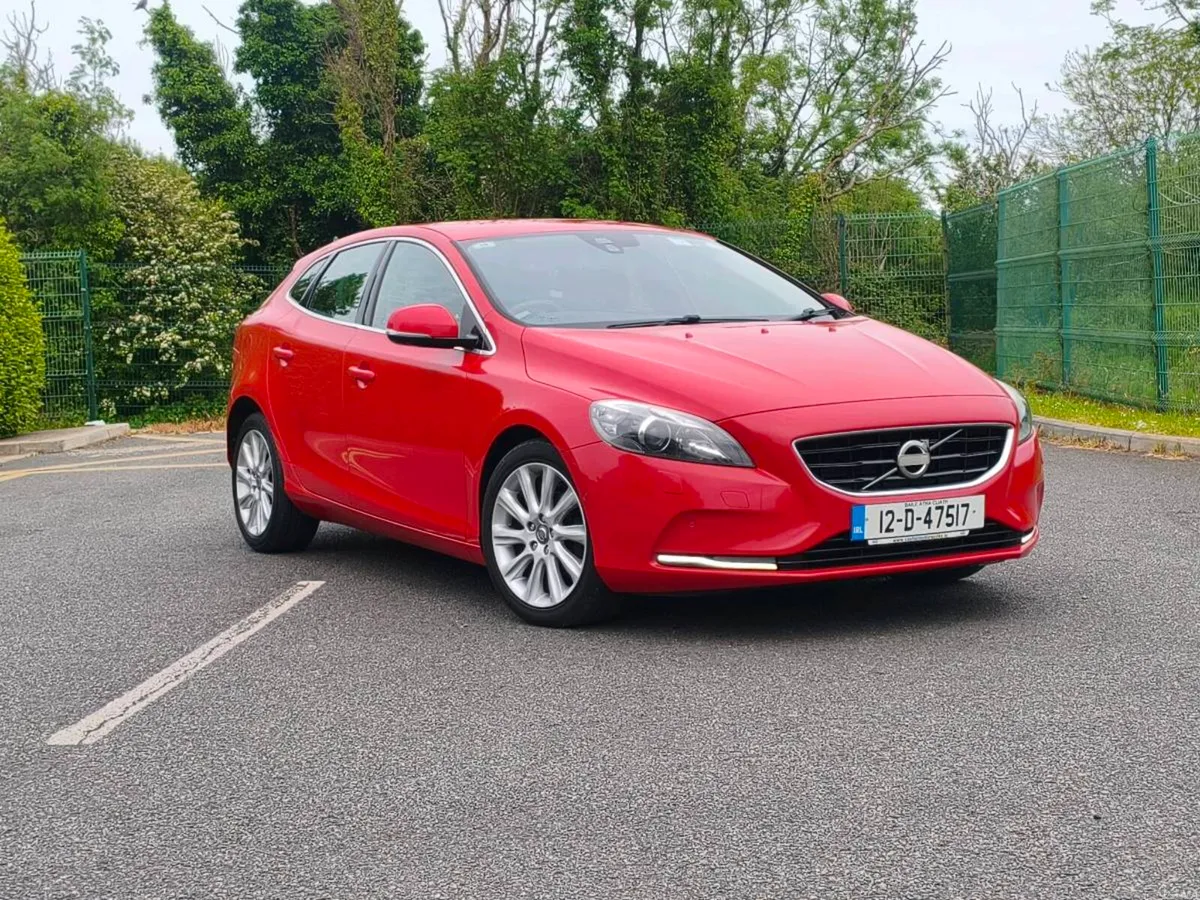 Volvo v40 New NCT 04/27 Tax 01/27 - Image 1
