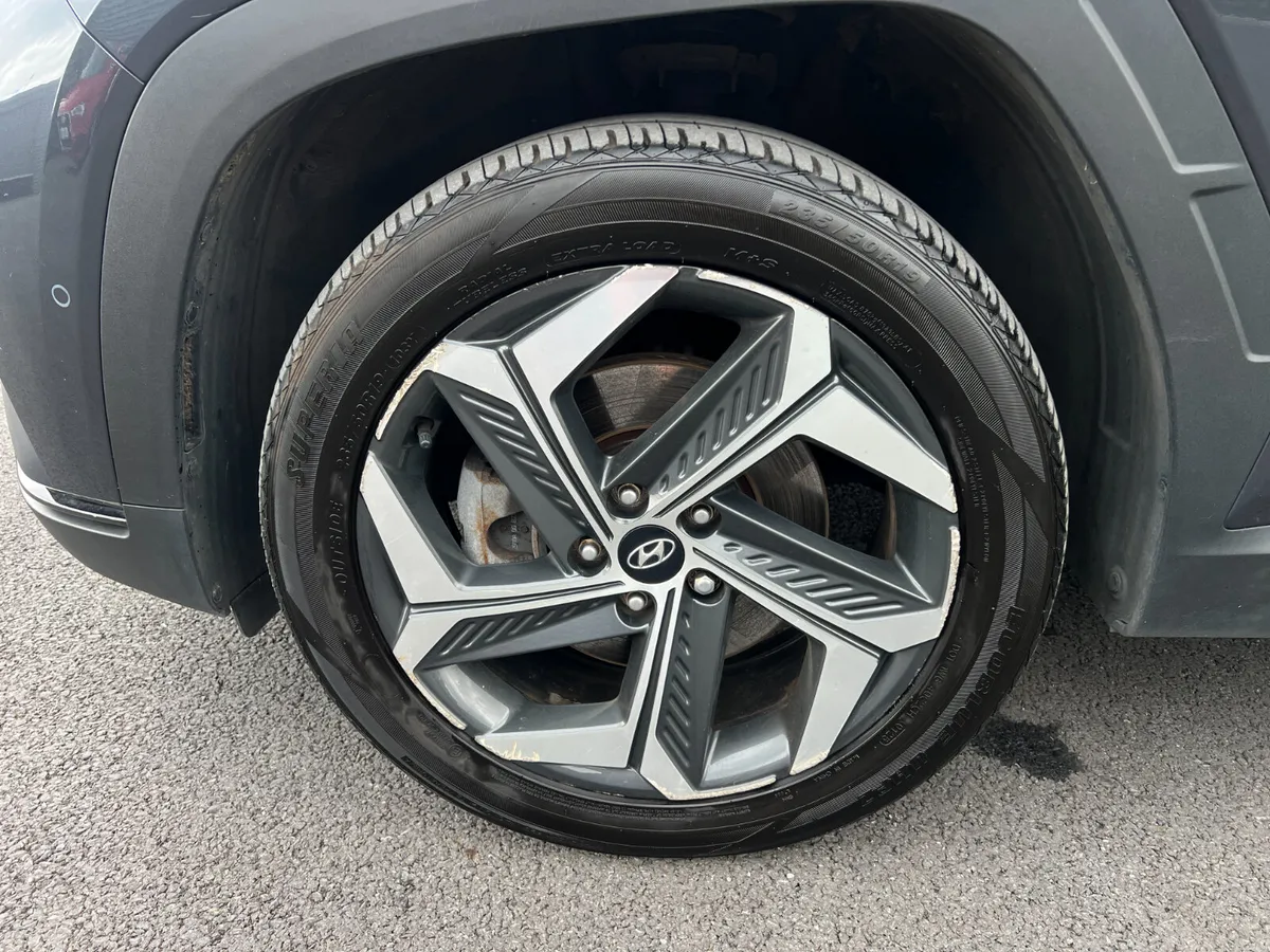 2023 (232) Hyundai Tucson Ultimate 1.6 4WD PHEV - Image 5