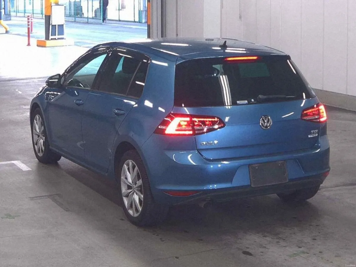 VOLKSWAGEN GOLF 1.2 TSI AUTO 2017 - Image 2