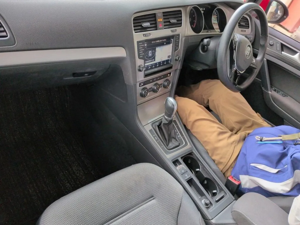 VOLKSWAGEN GOLF 1.2 TSI AUTO 2016 - Image 4