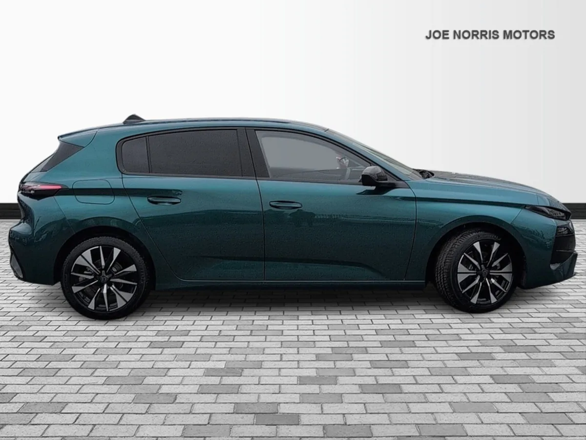 Peugeot 308 262  Allure 1.5 Blue HDi Automatic - Image 4