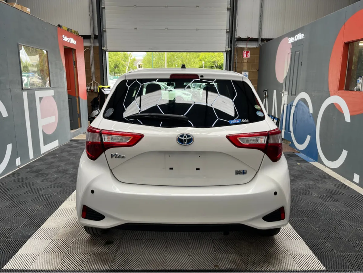 Toyota Vitz 2019 TOYOTA VITZ HYBRID F 1.5 AUTOMATI - Image 3