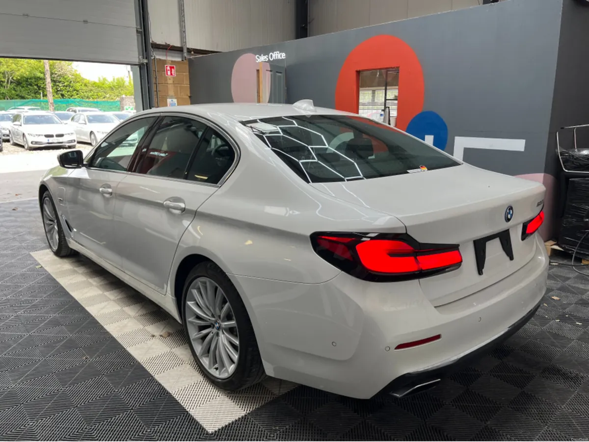 BMW 5-Series 2023 BMW 530E LUXURY EDITION 2.0 AUTO - Image 4