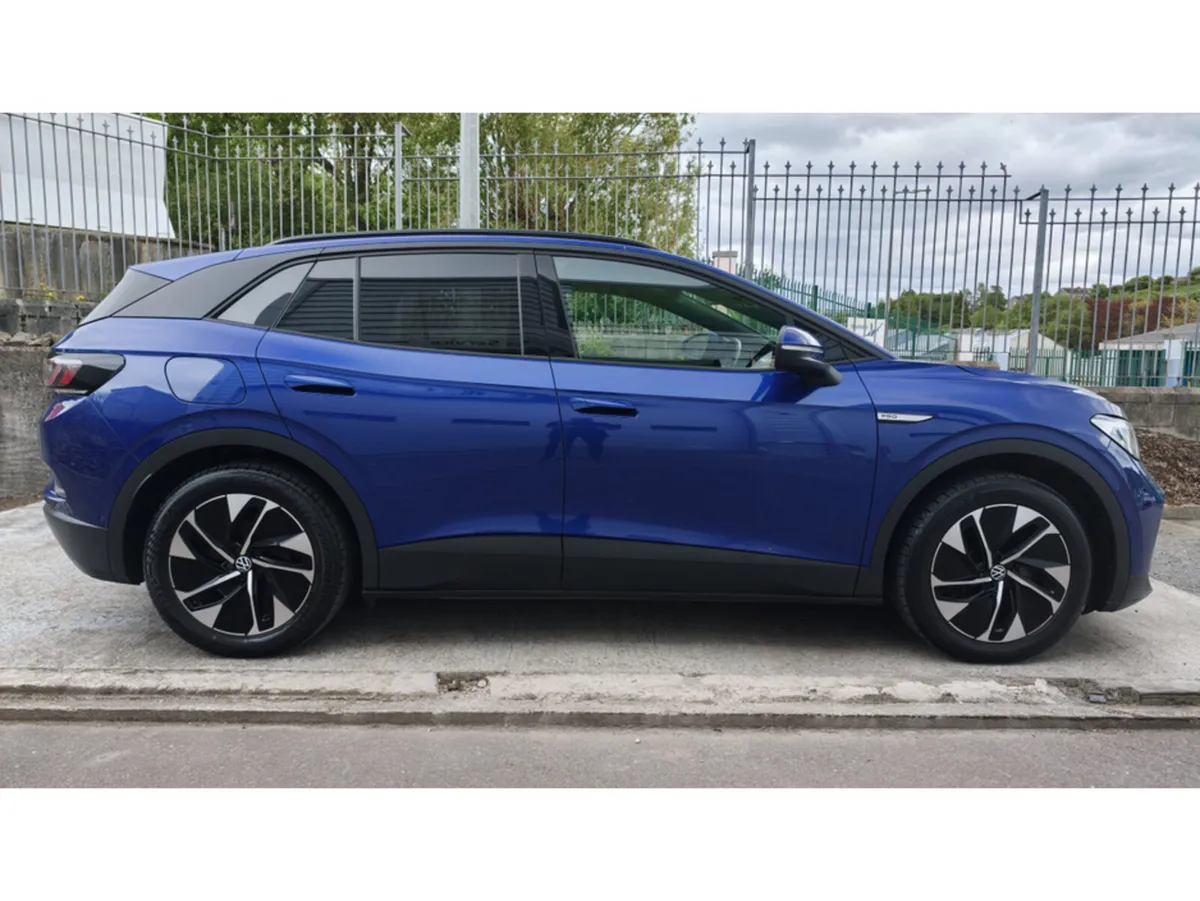 Volkswagen ID.4 PRO 128 KW Life DX 77KWH 174HP PRO - Image 4