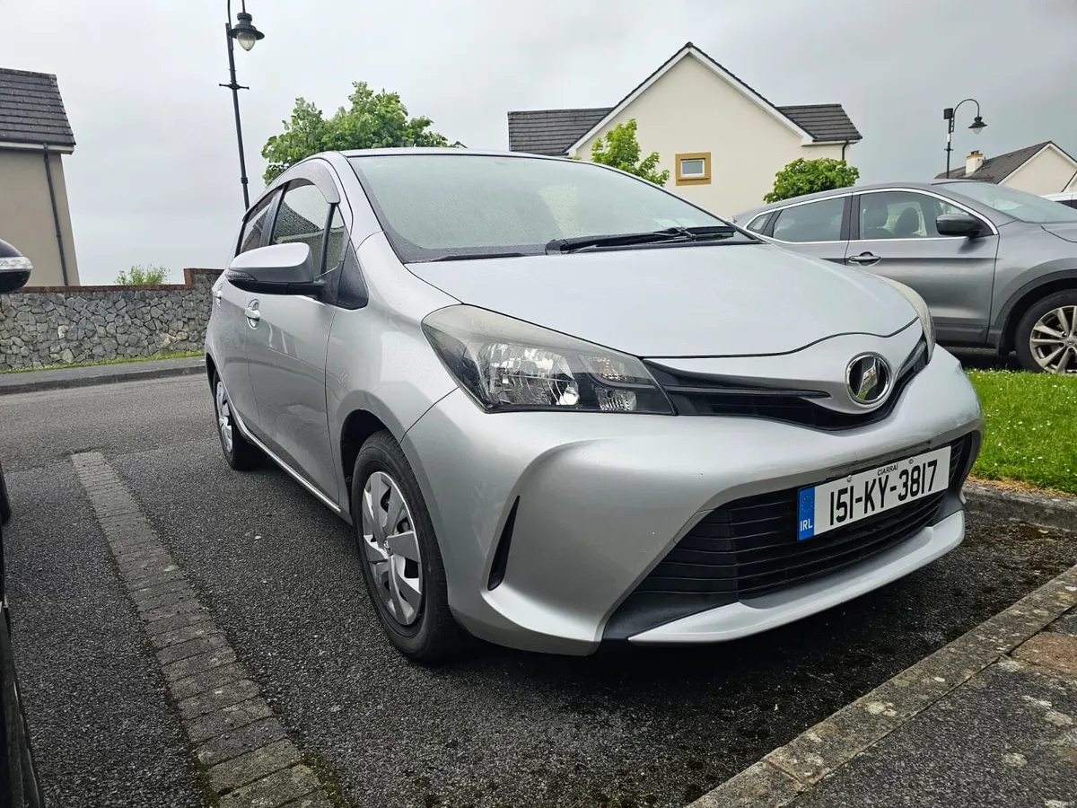 TOYOTA VITZ  DBA-NSP130 5DR AUTO - Image 2