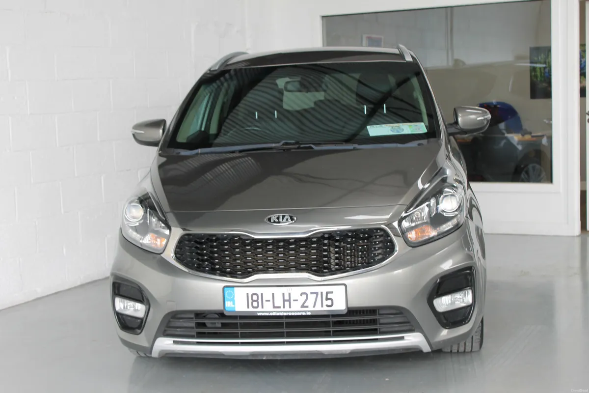 Kia Carens 2018, Heated Leather interior - Image 3