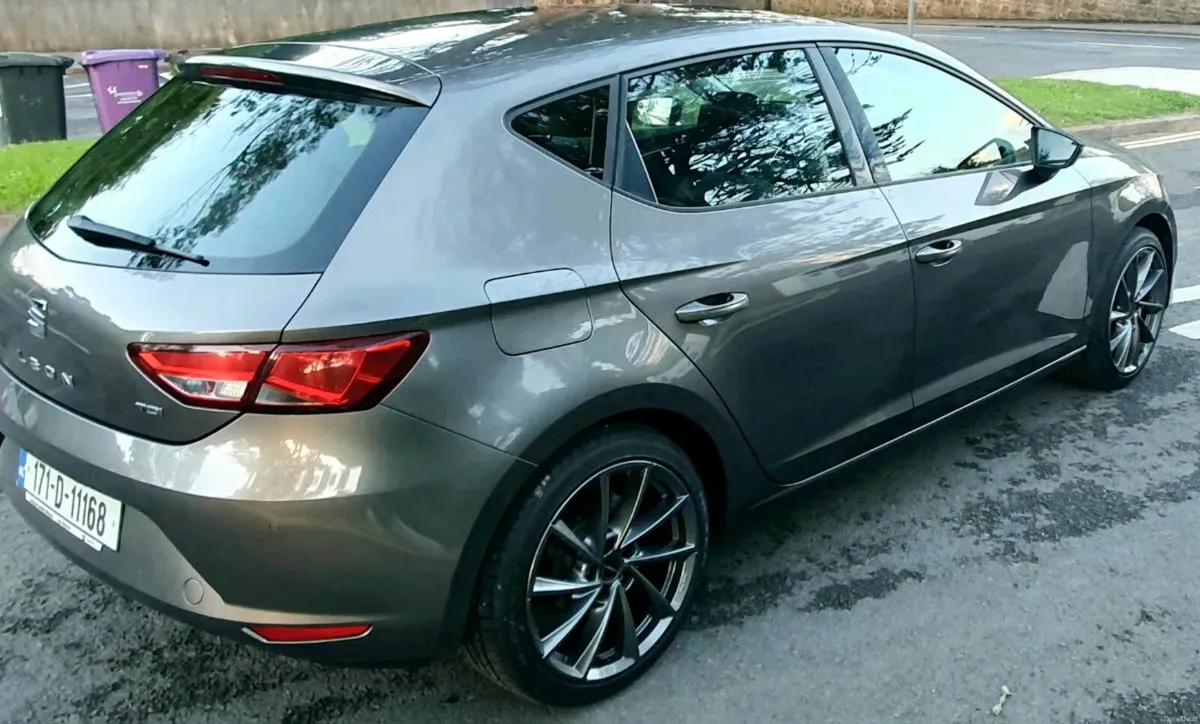 SEAT LEON TDI - Image 2
