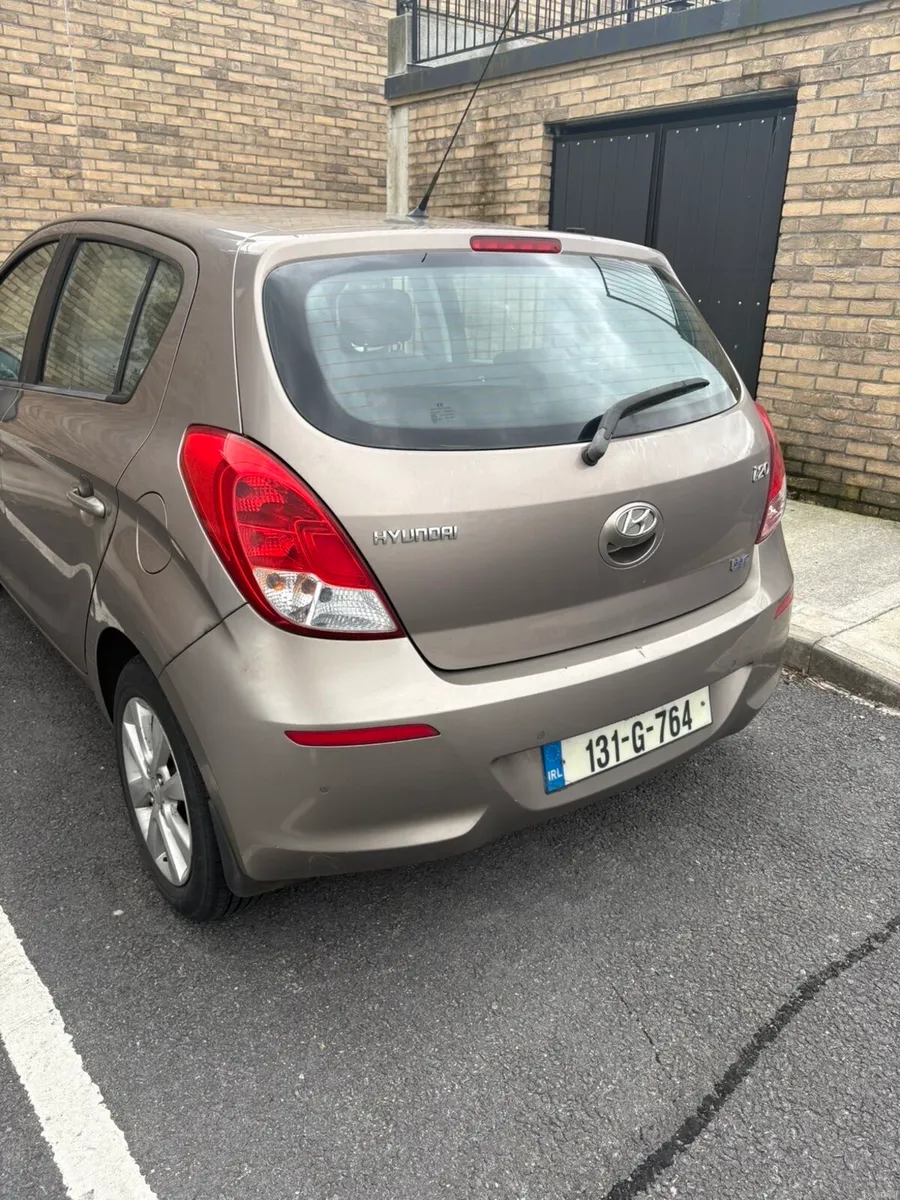 Hyundai i20 - Image 2
