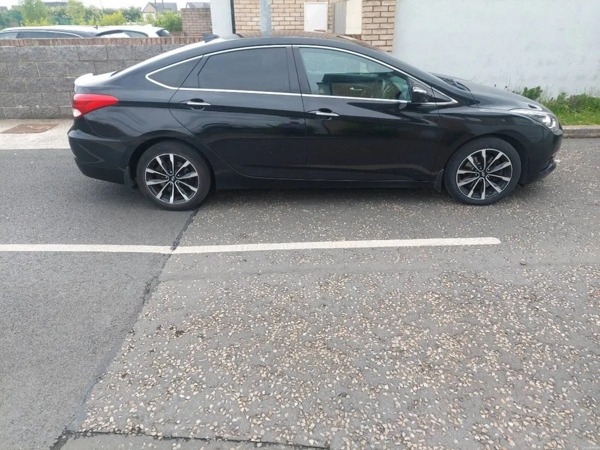 2017 hyundai i40 - Image 1