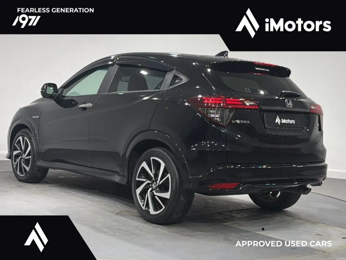 Honda Vezel AUTOMATIC RS HYBRID - Image 2