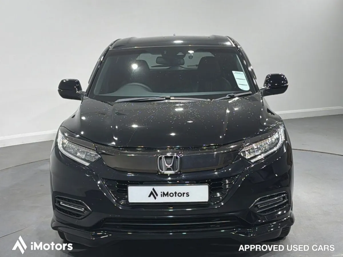 Honda Vezel AUTOMATIC RS HYBRID - Image 4