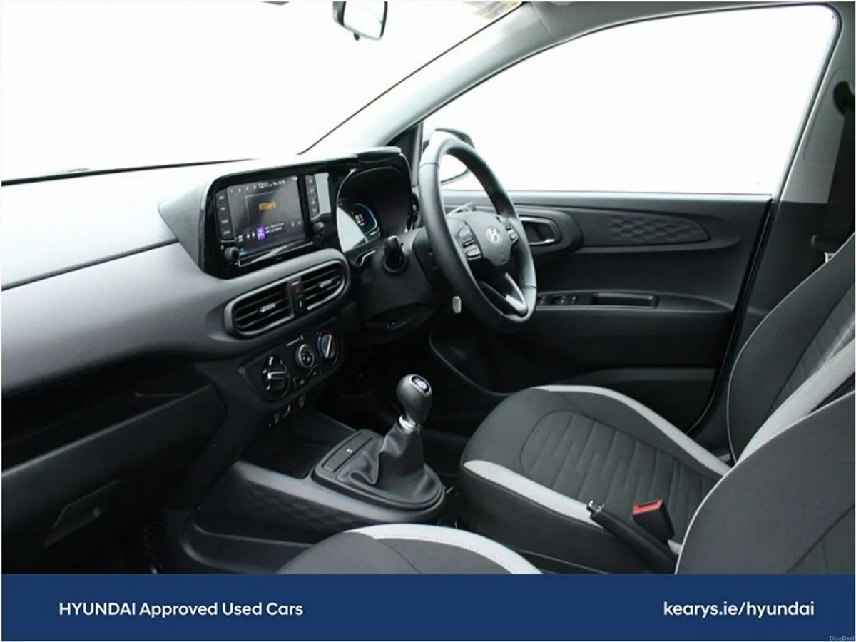 Hyundai i10 Deluxe Plus - Image 5