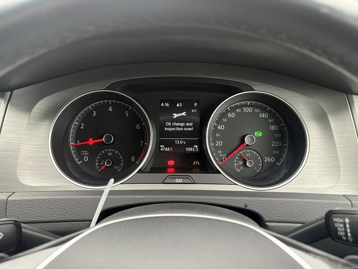 VOLKSWAGEN GOLF 1.2 TSI AUTO 2017 - Image 3