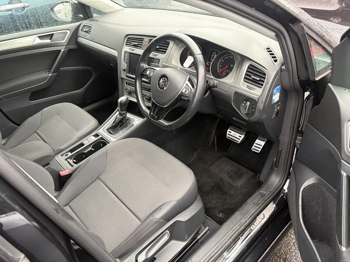 VOLKSWAGEN GOLF 1.2 TSI AUTO 2017 - Image 4