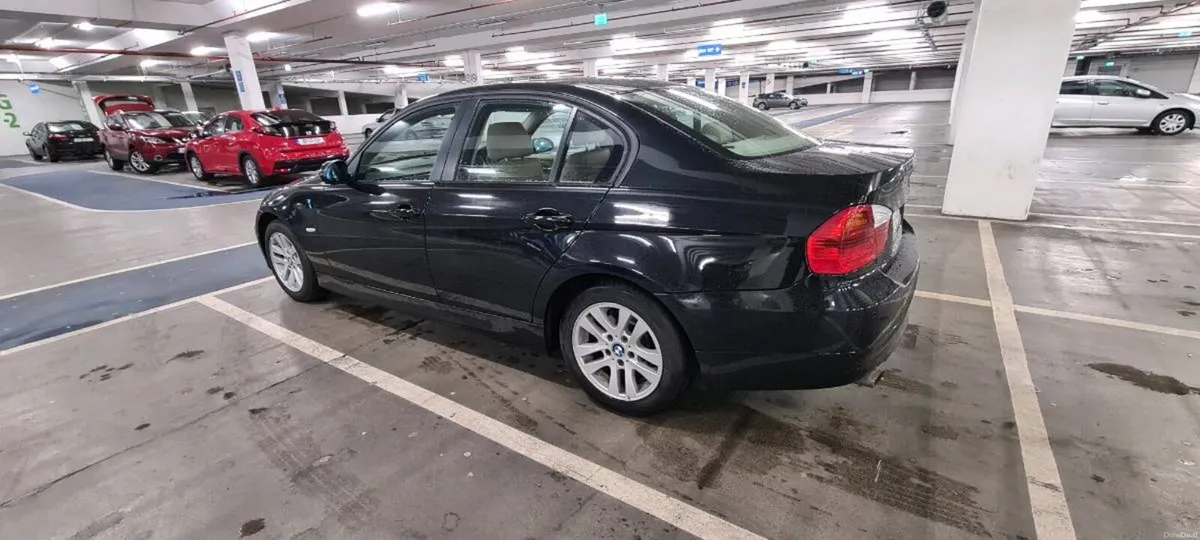 BMW 320i Auto Petrol - Image 2