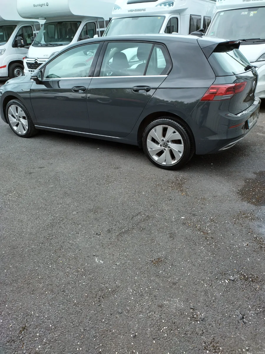 GOLF STYLE 2.0 TDI 150 BHP - Image 6