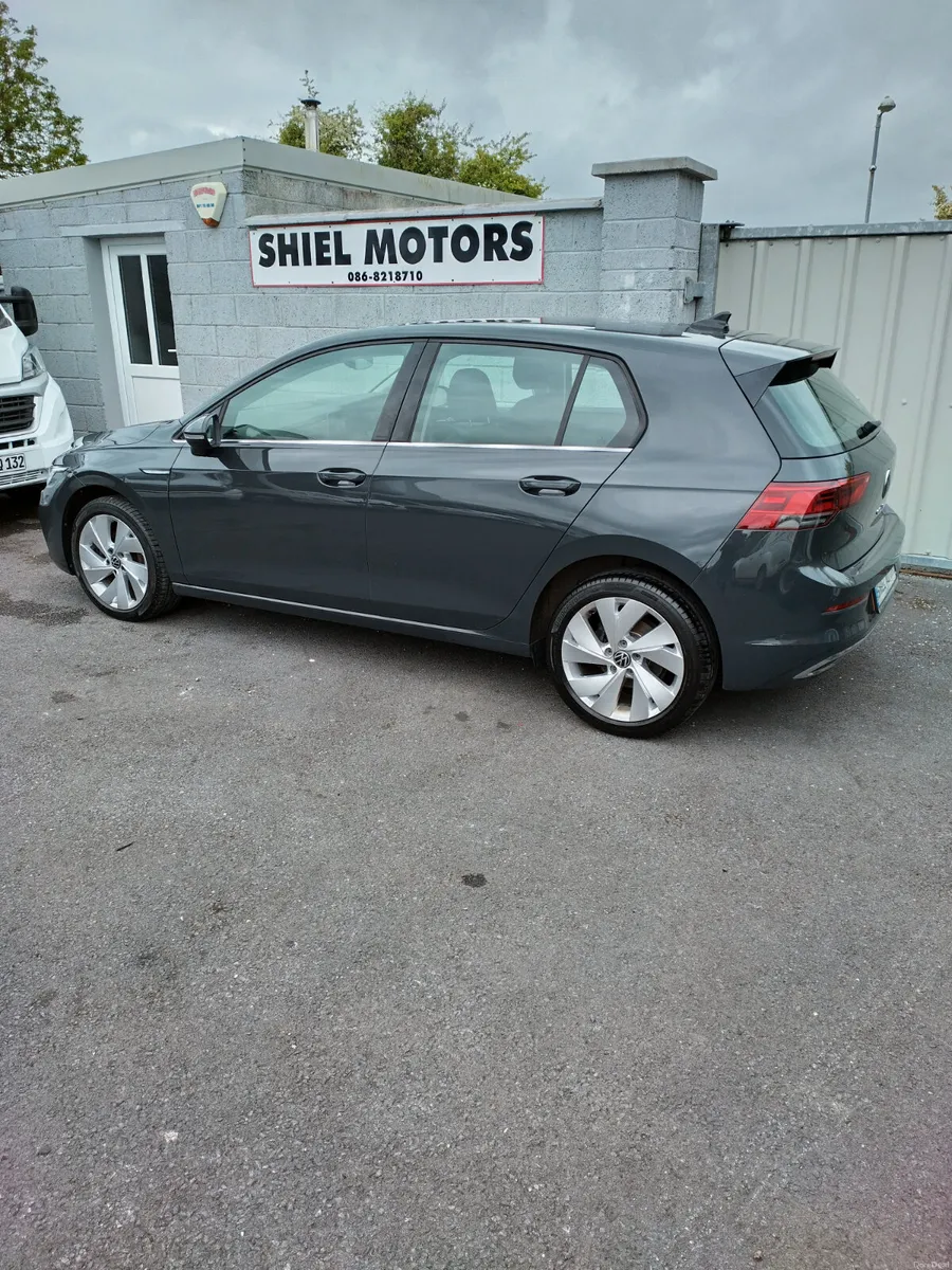 GOLF STYLE 2.0 TDI 150 BHP - Image 2