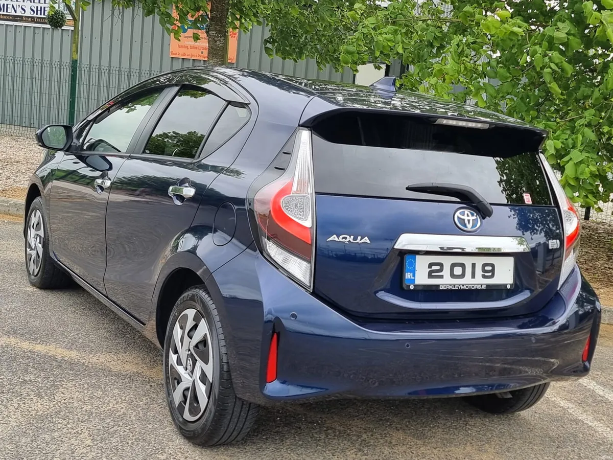 2019 TOYOTA AQUA HYBRID AUTO 1 YR WARRANTY €12,900 - Image 1