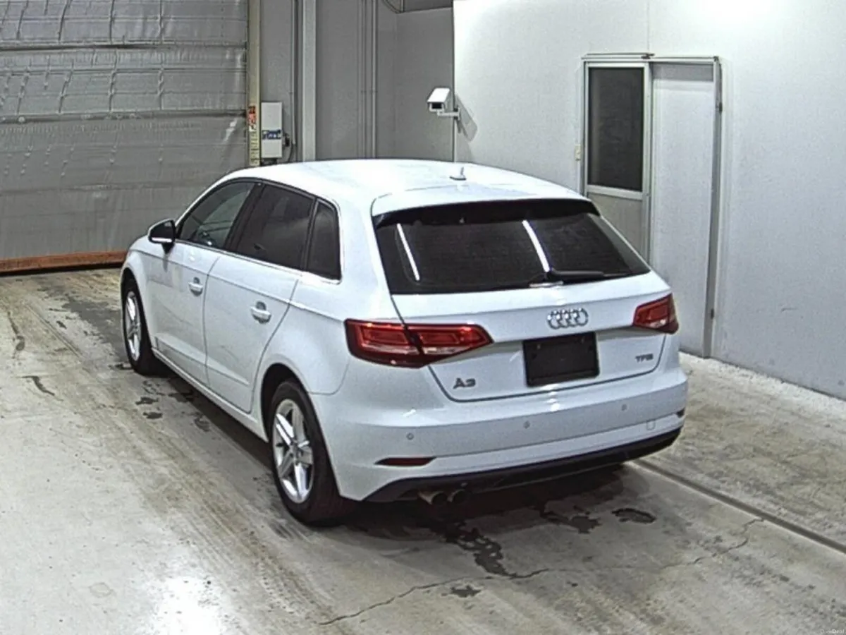 AUDI A3 1.4 TFSI AUTO 2017 - Image 2