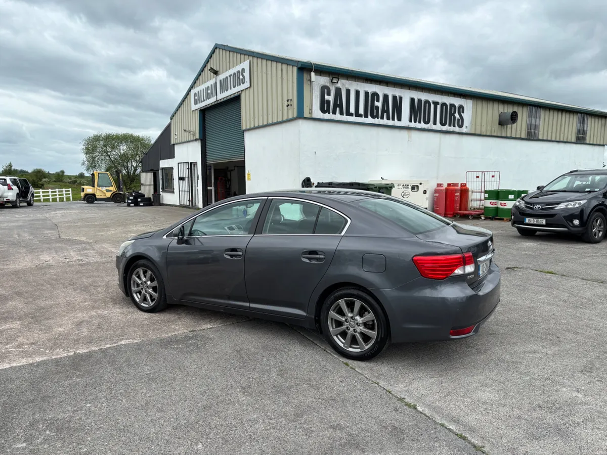 Toyota Avensis 2012 - Image 3