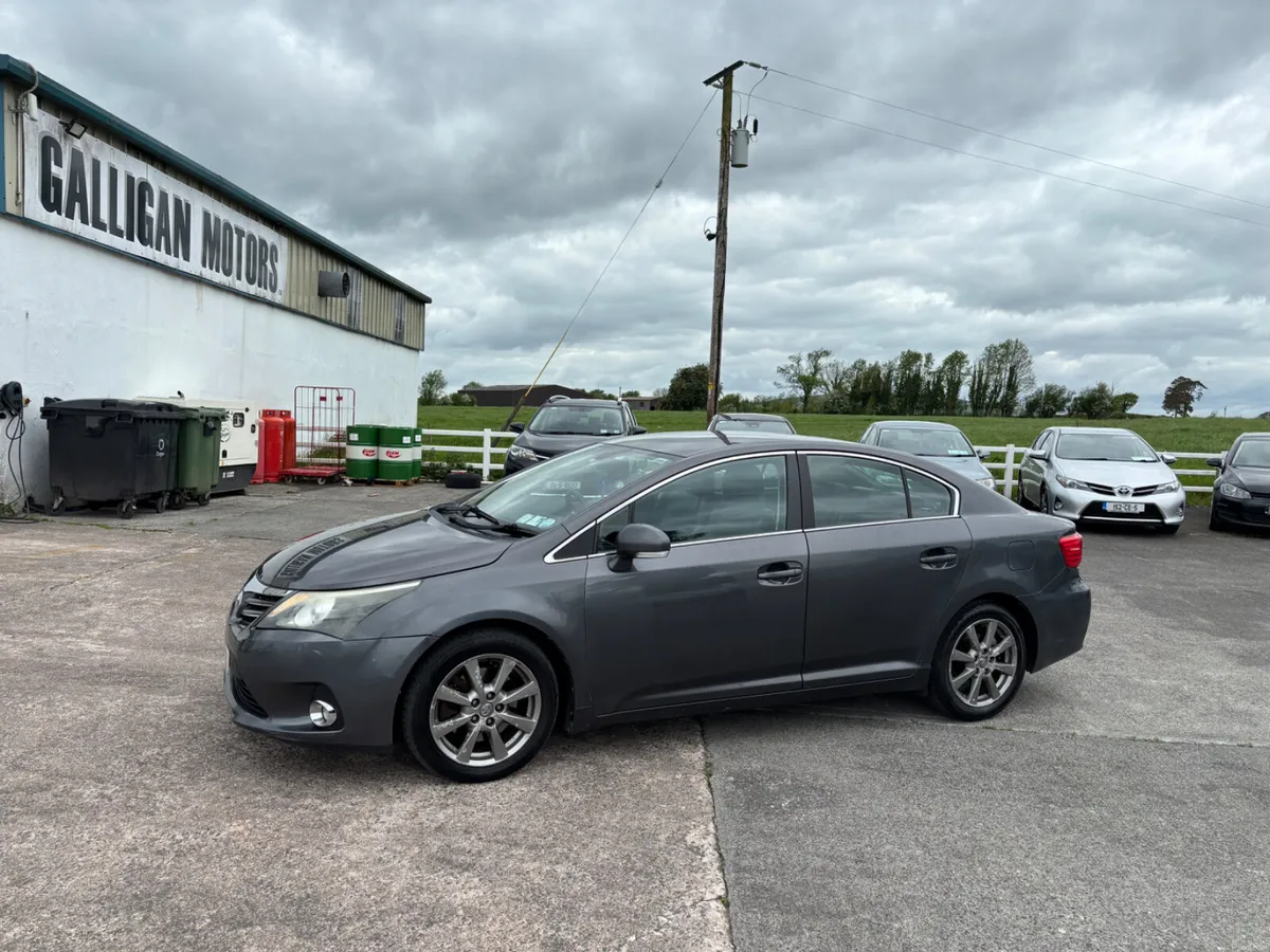 Toyota Avensis 2012 - Image 4