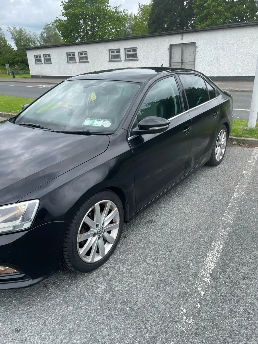 2015 Volkswagen Jetta 2.0 TDI Diesel - Image 3